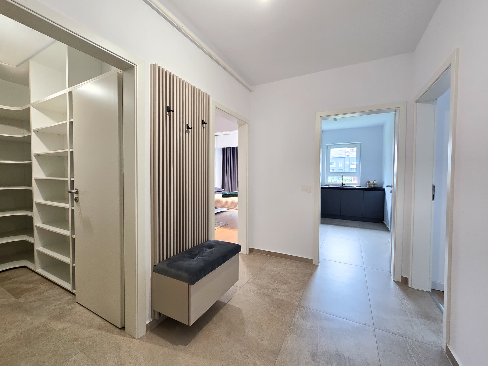 Maurer Residence — two-room apartment, furnished